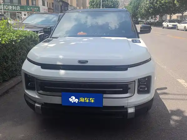 Geely ICON 2022