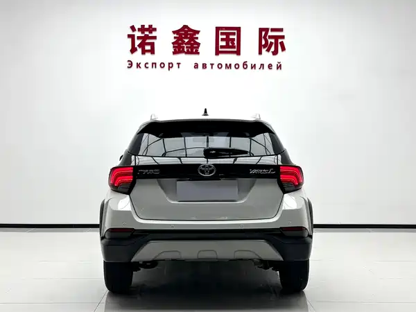 Toyota Yaris L 2023