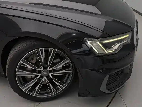 Audi A6L 2021