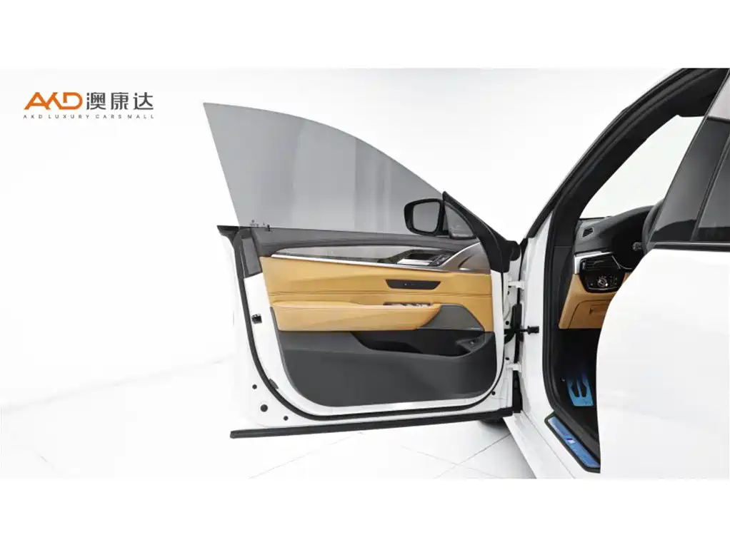 BMW 6 Series GT 2020 — фото 10