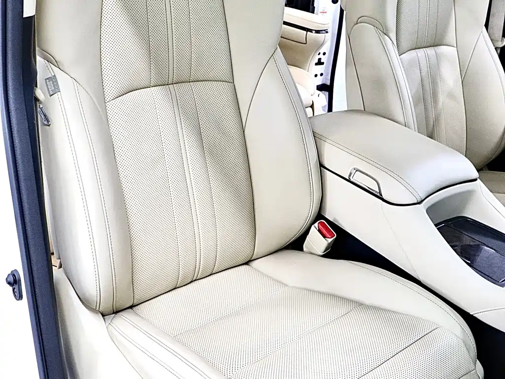 Toyota Alphard 2021 — фото 16
