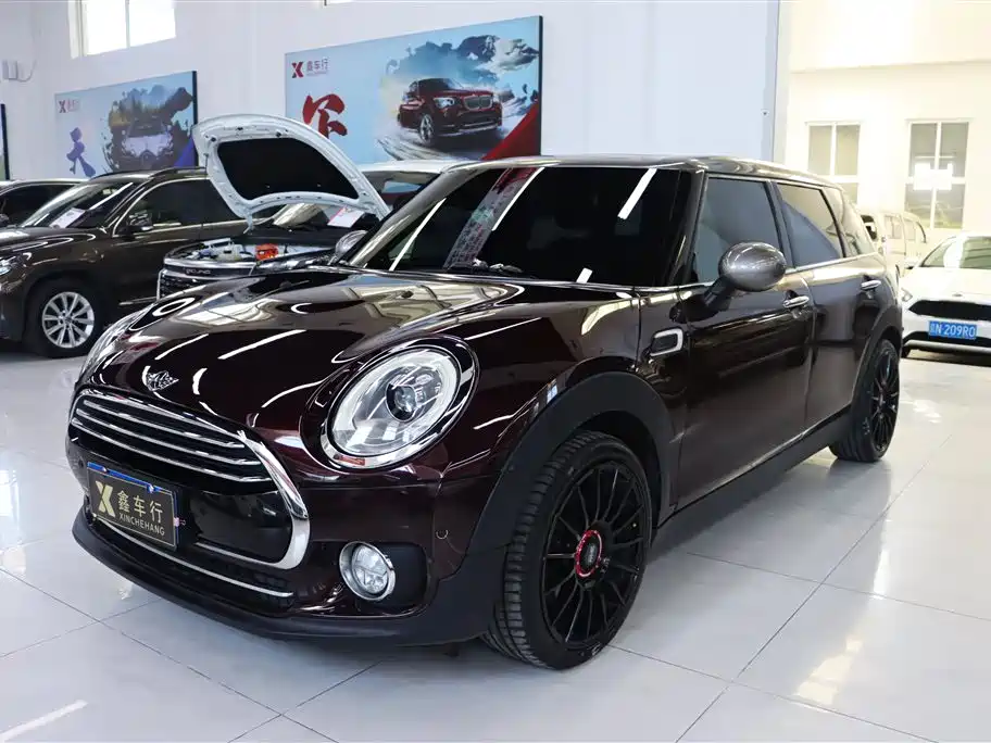 MINI Clubman 2017 — фото 1
