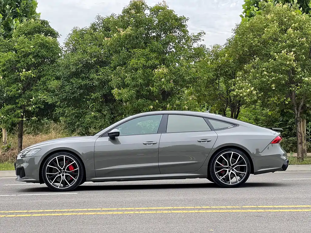 Audi A7 2023 — фото 4