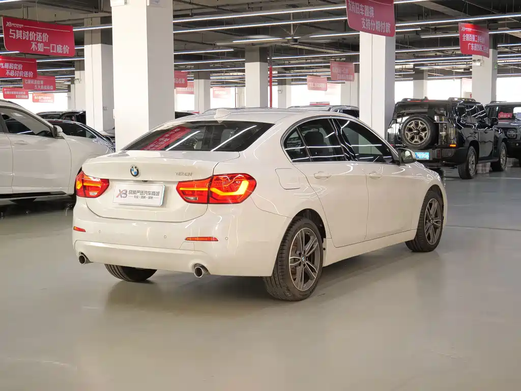 BMW 1 Series 2020