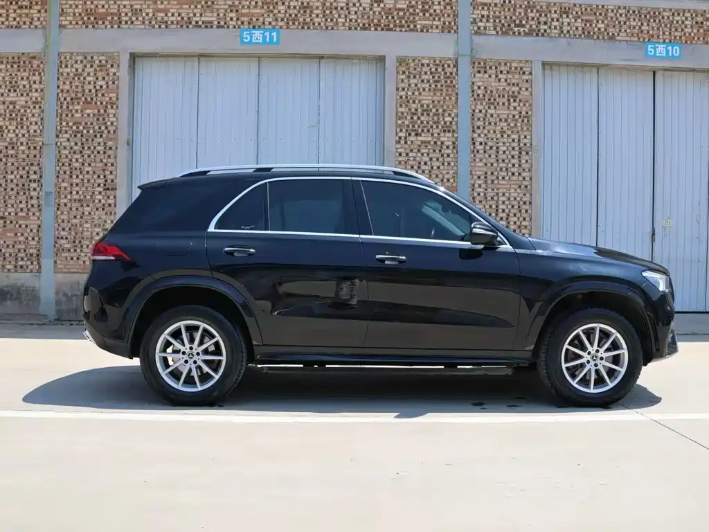 Mercedes-Benz GLE 2021 — фото 17