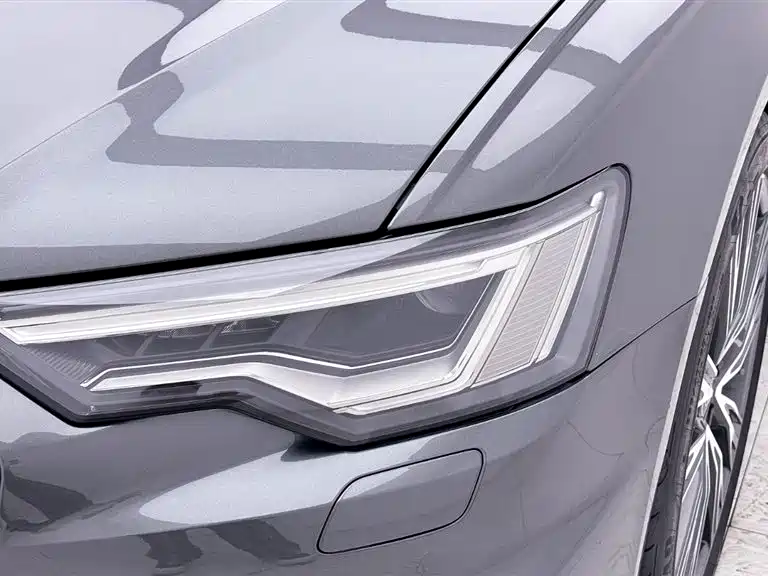 Audi A6L 2022 — фото 12