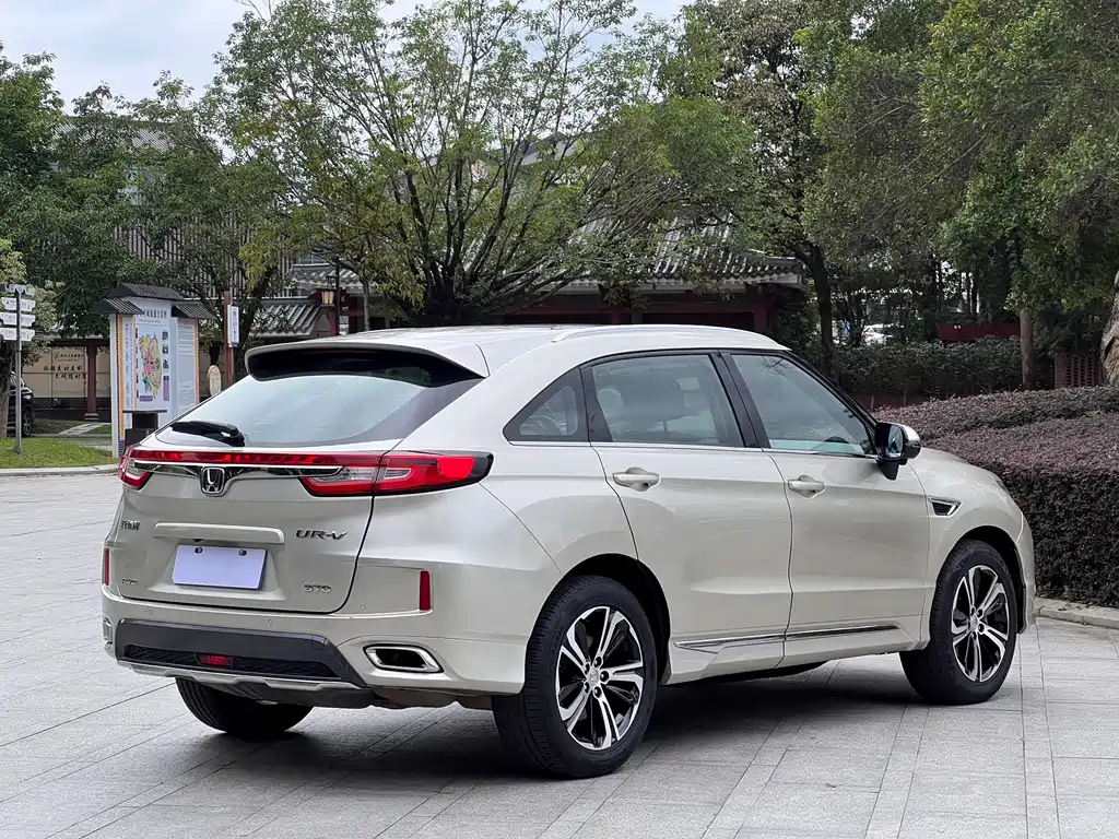Honda UR-V 2017 — фото 17