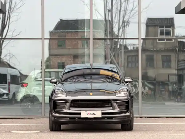 Porsche Macan 2024