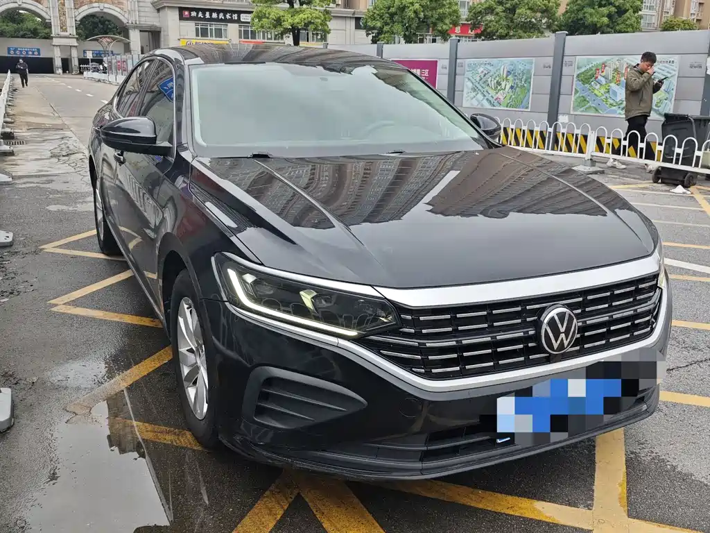 Volkswagen Passat 2022