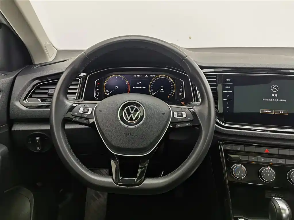 Volkswagen T-Roc 2022 — фото 11