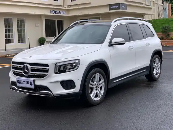 Mercedes-Benz GLB 2021