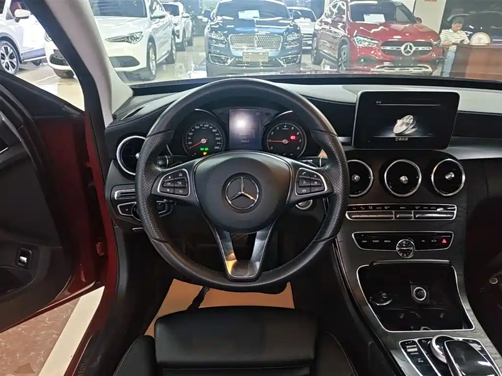 Mercedes-Benz C-Class 2017 — фото 11