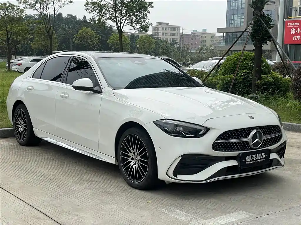 Mercedes-Benz C-Class 2023 — фото 3