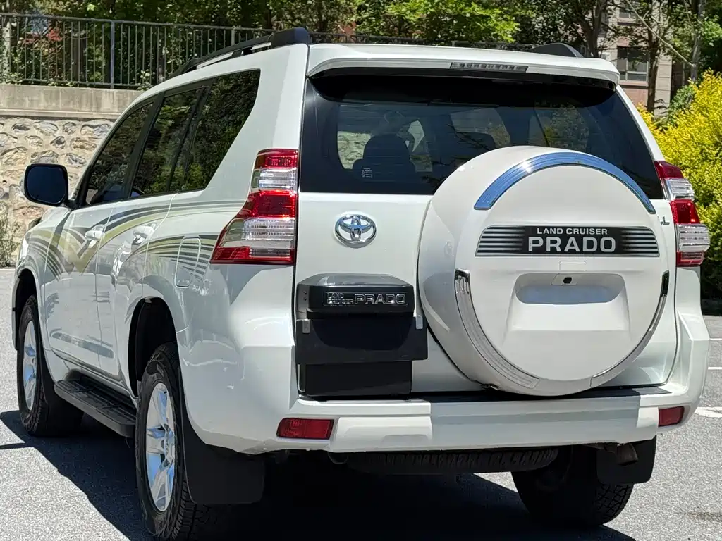 Toyota Prado 2017 — фото 6