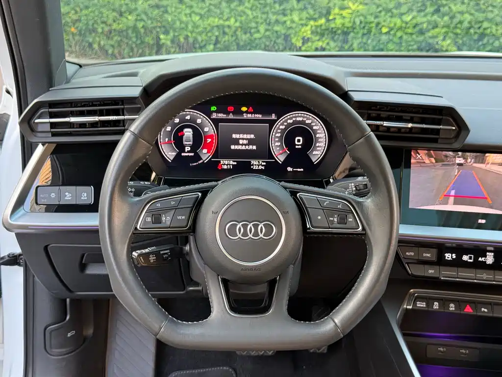 Audi A3 2021 — фото 11