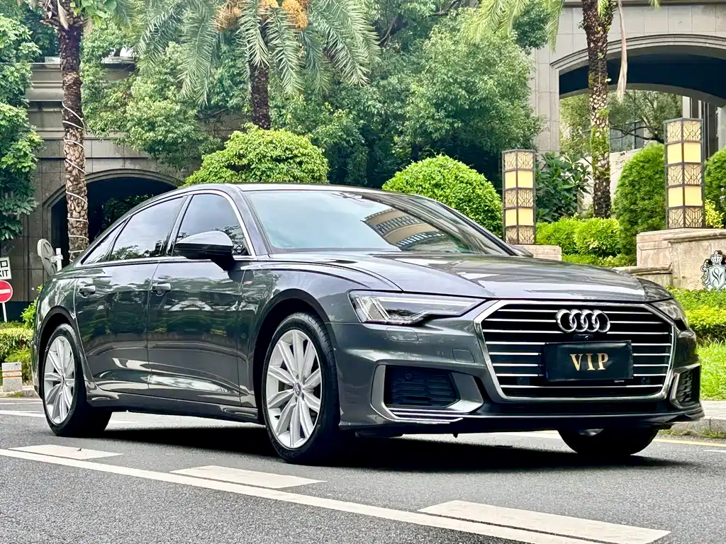 Audi A6L 2020 — фото 1