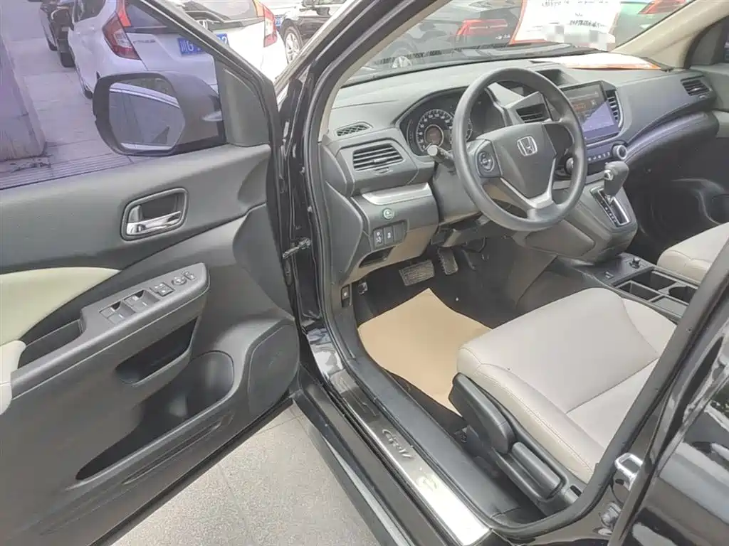 Honda CR-V 2015 — фото 16