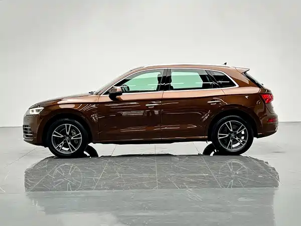Audi Q5L 2019