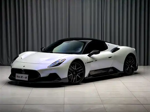 Maserati MC20 2022