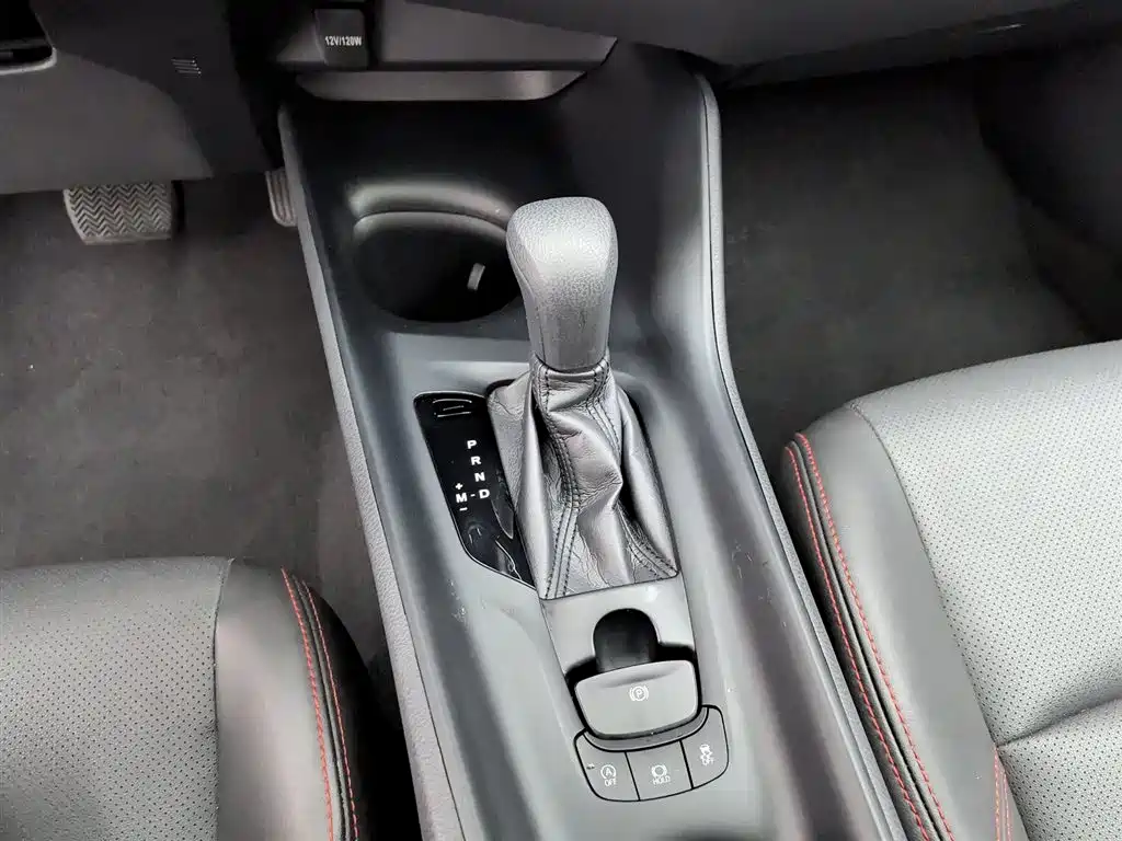 Toyota C-HR 2022 — фото 13