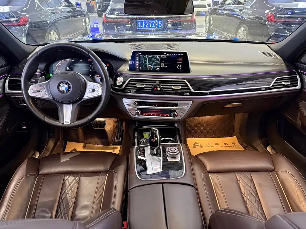 BMW 7 Series 2019 — фото 7