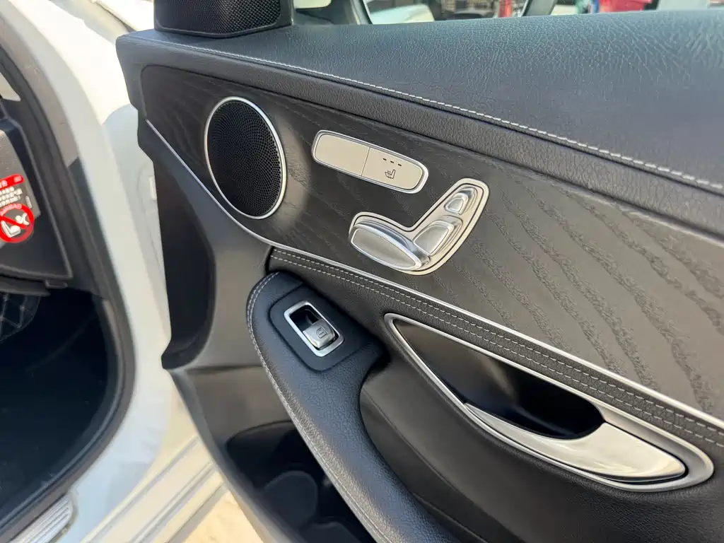Mercedes-Benz C-Class 2020 — фото 4