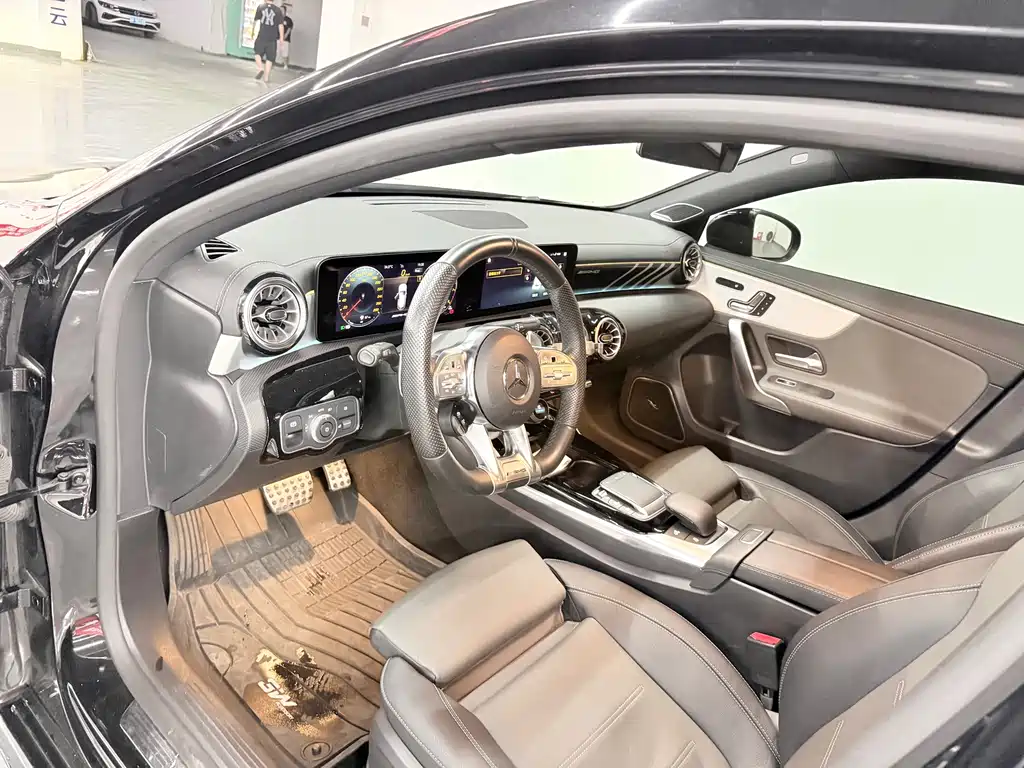 Mercedes-Benz A-Class AMG 2023 — фото 5