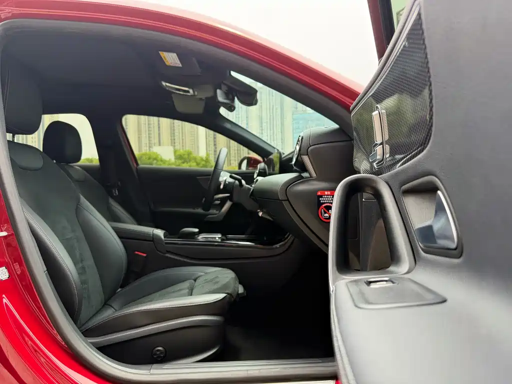 Mercedes-Benz A-Class 2021 — фото 13