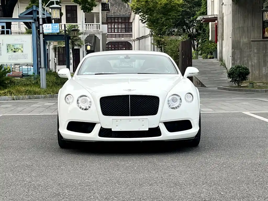 Bentley Continental 2014 — фото 2