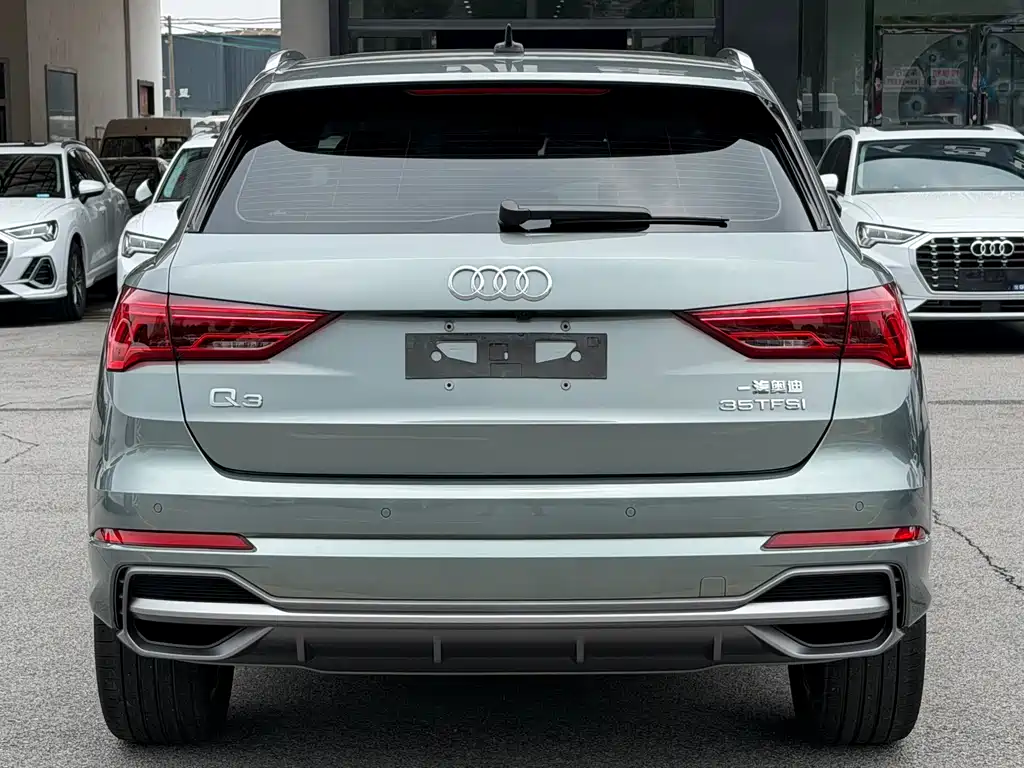 Audi Q3 2022 — фото 4