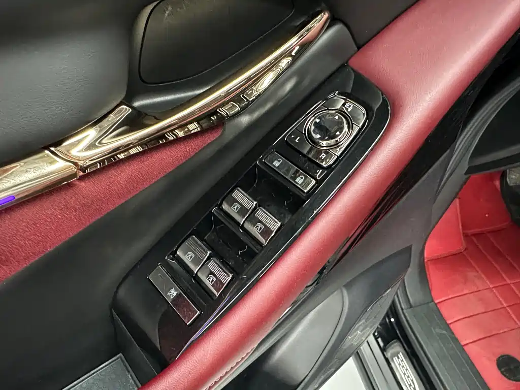 GAC Motor Trumpchi M8 2023 — фото 19