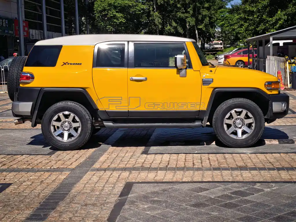 Toyota FJ Cruiser 2019 — фото 11