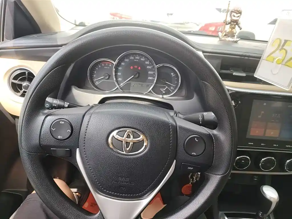 Toyota Levin 2017 — фото 11