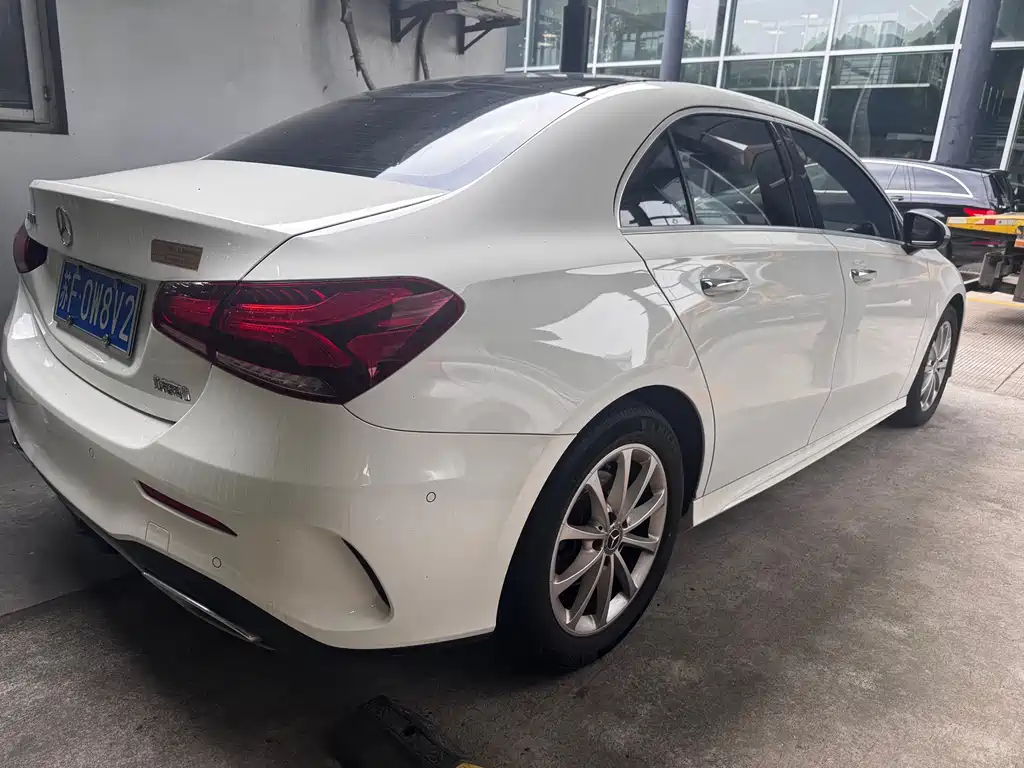 Mercedes-Benz A-Class 2020 — фото 2