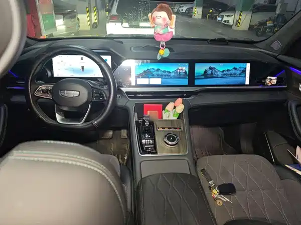 Geely Xingyue L 2025
