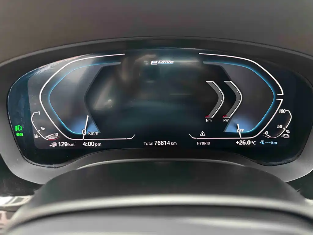 BMW 5 Series New Energy 2022 — фото 15