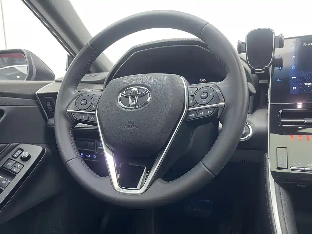 Toyota Avalon 2023 — фото 14