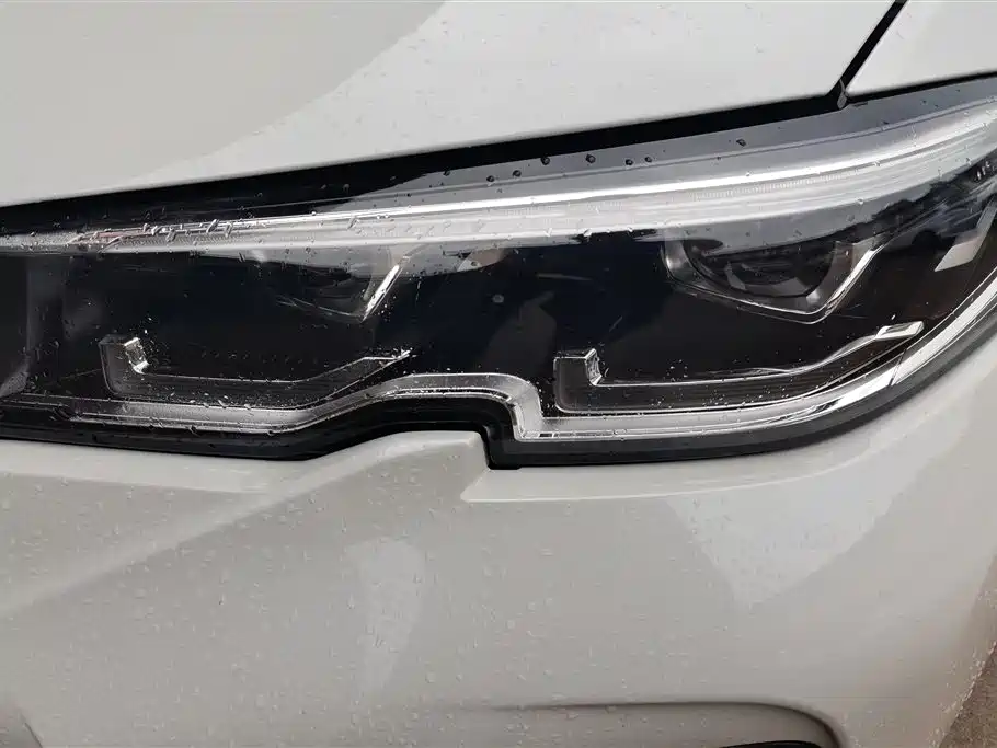 BMW 3 Series 2021