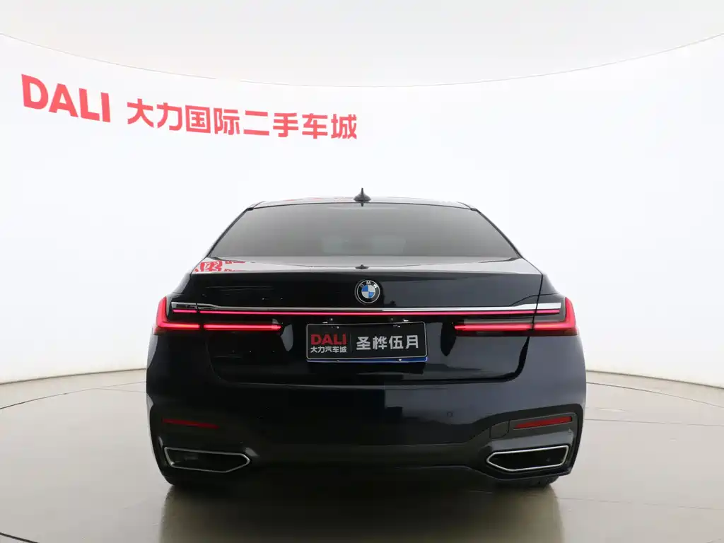 BMW 7 Series 2019 — фото 13