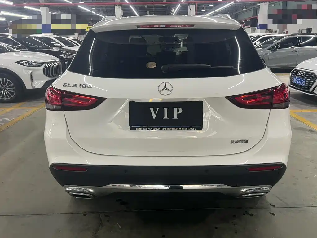 Mercedes-Benz GLA 2021