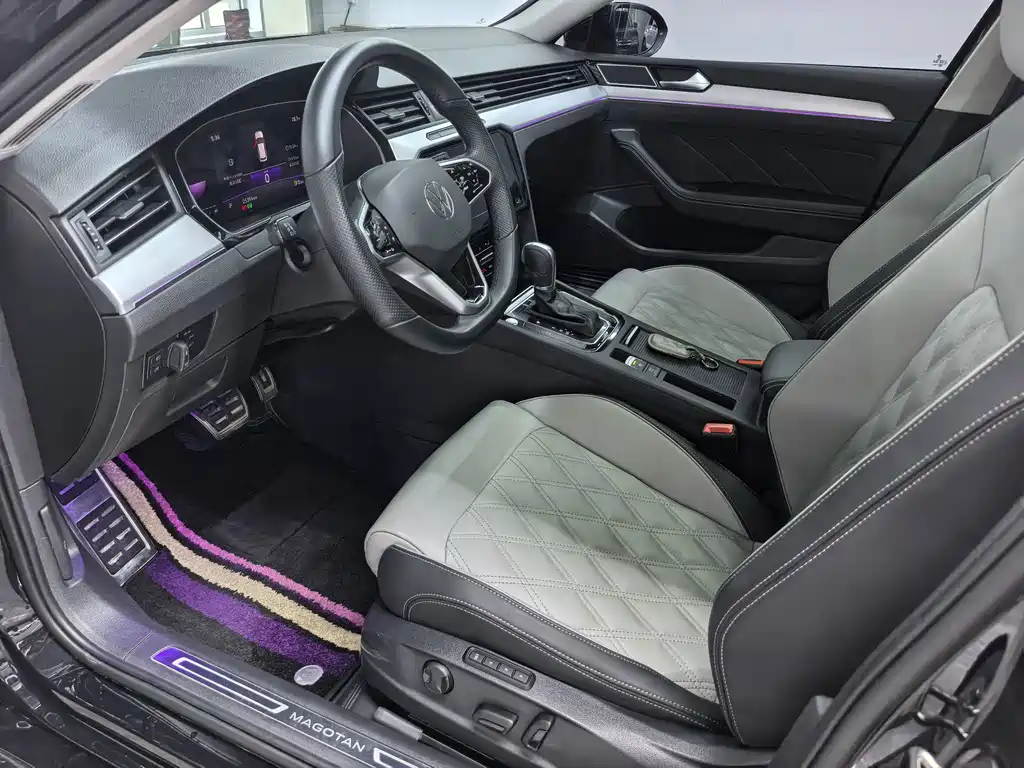 Volkswagen Magotan 2024