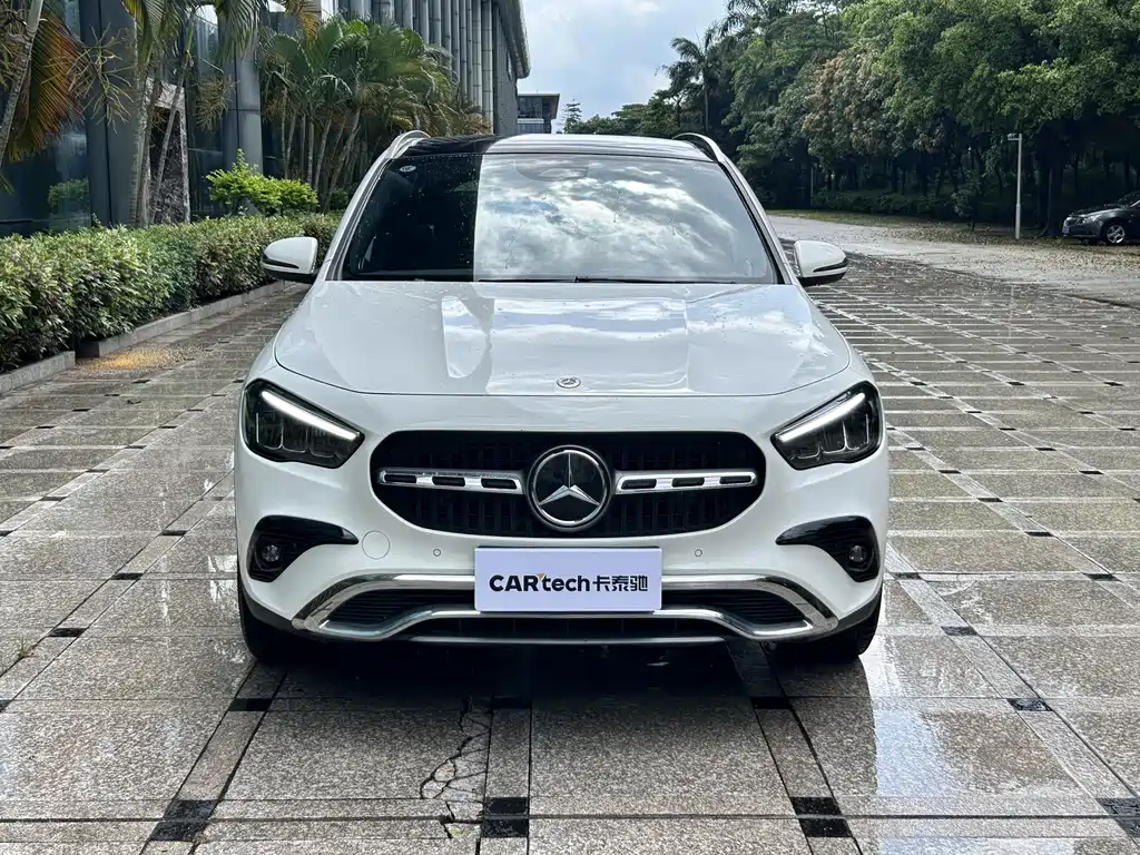 Mercedes-Benz GLA 2024 — фото 2