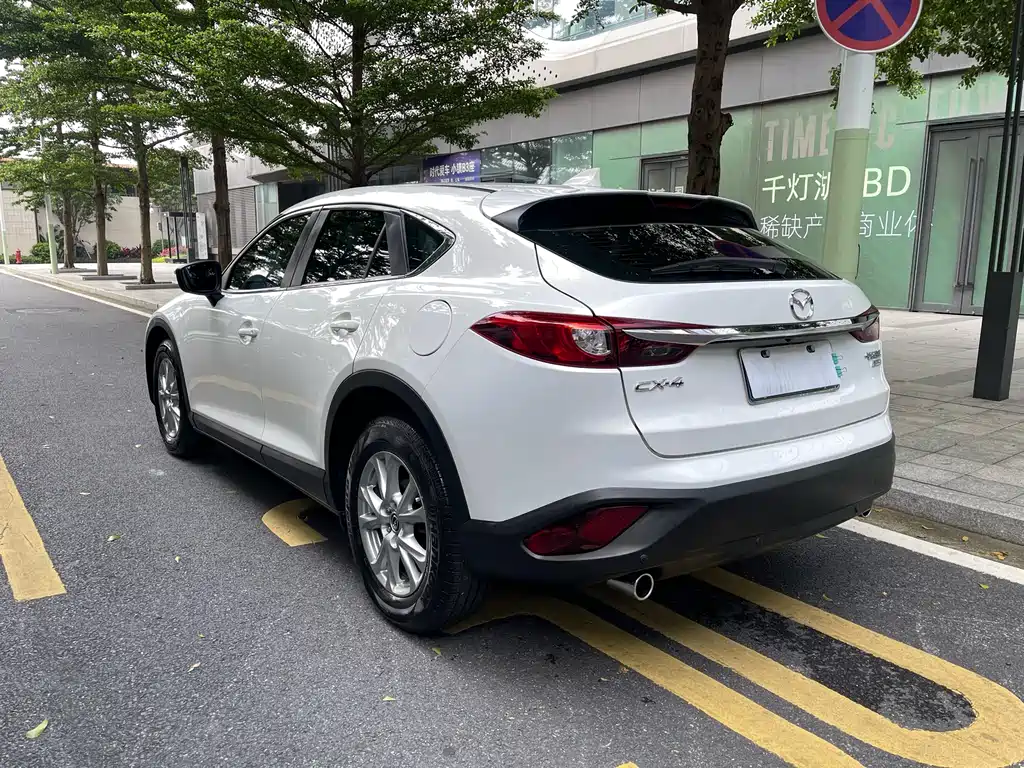 Mazda CX-4 2018 — фото 6