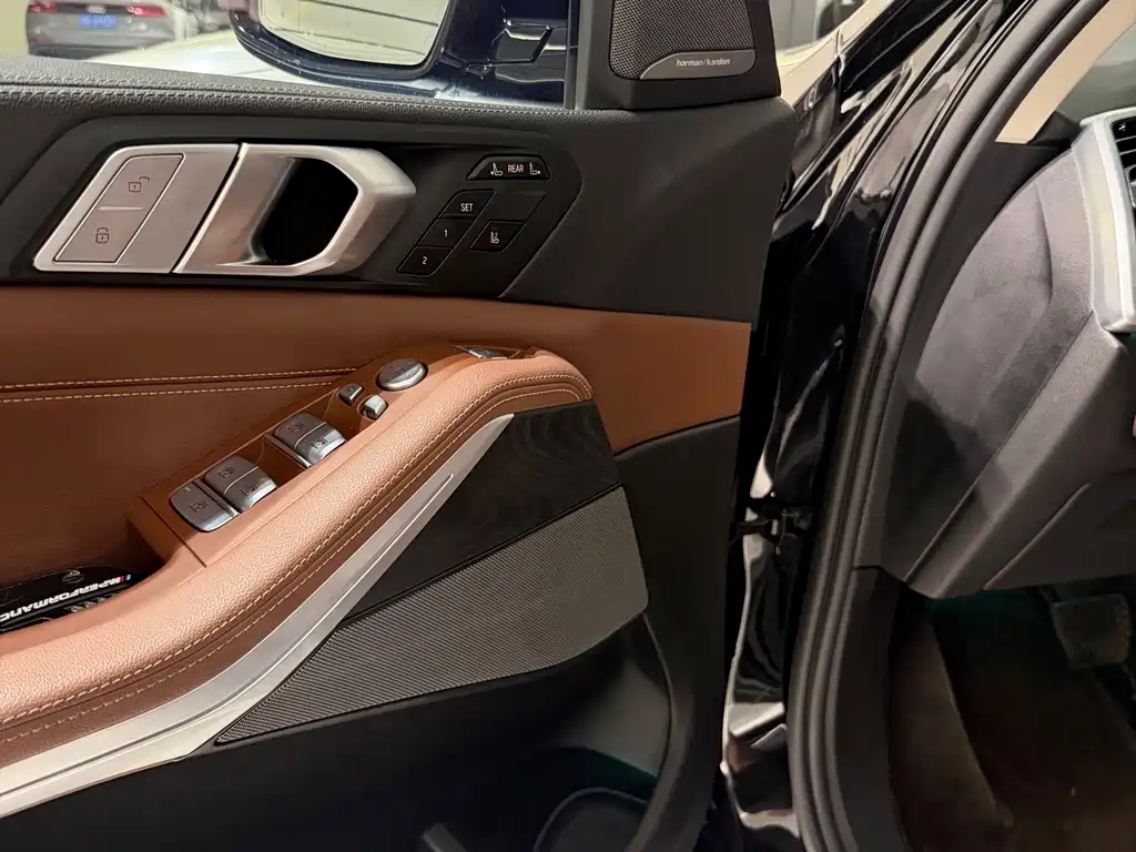 BMW X7 2022 — фото 16