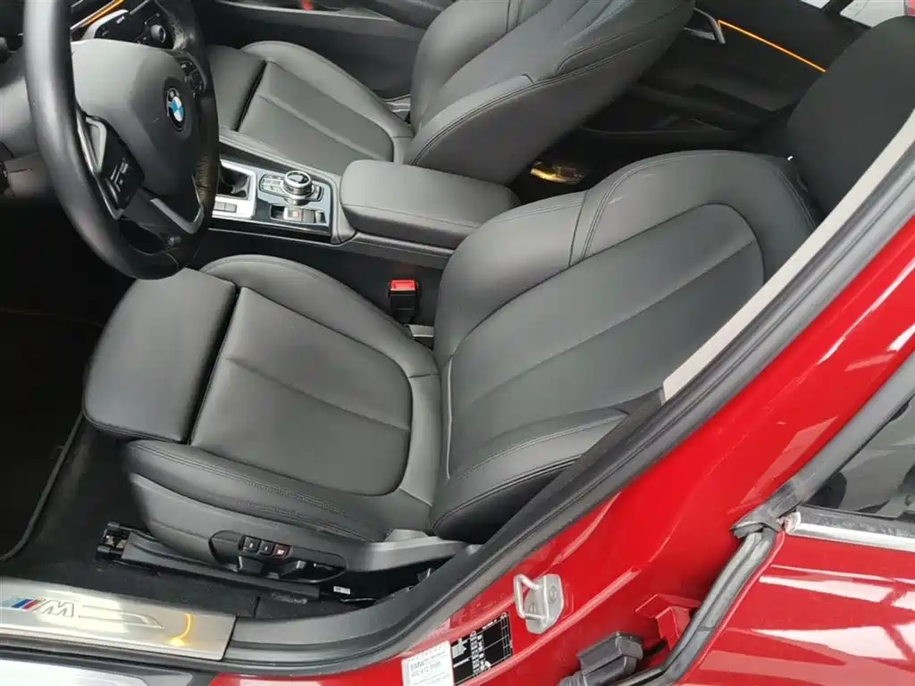 BMW 1 Series 2017 — фото 15