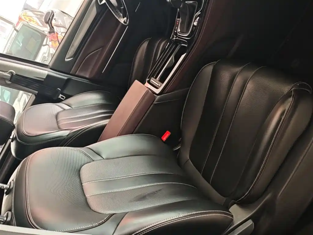 GAC Motor Trumpchi M6 2023 — фото 25