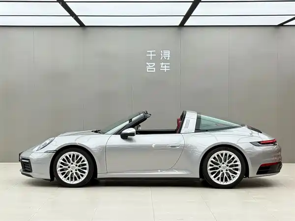 Porsche 911 2022
