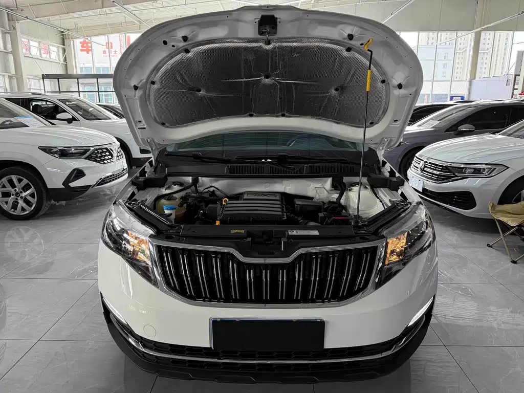 Skoda Kamiq 2023 — фото 20
