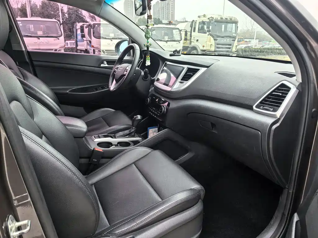 Hyundai Tucson 2016 — фото 5