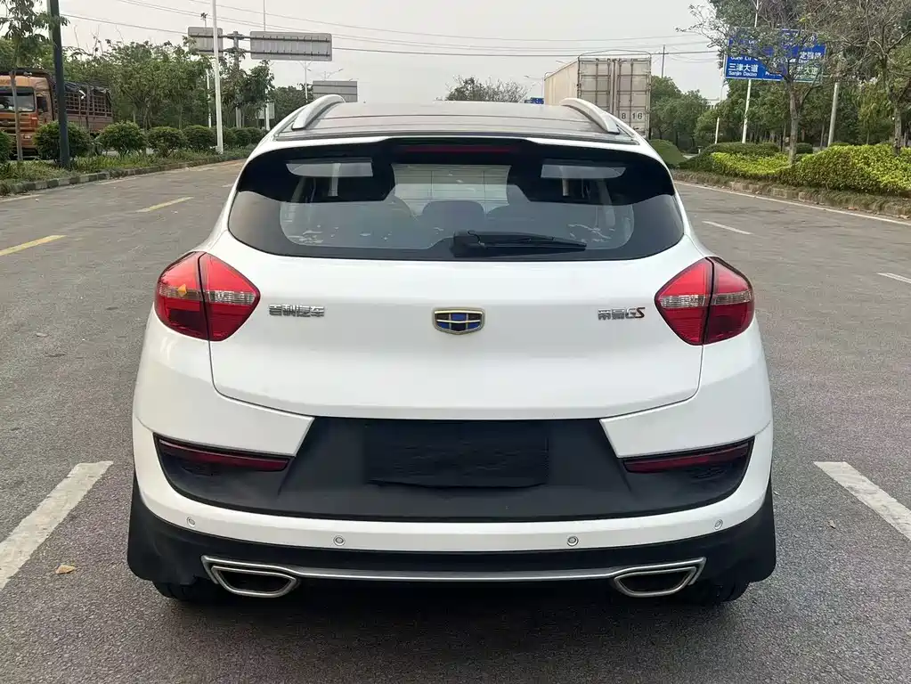 Geely Emgrand GS 2019 — фото 6